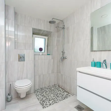 Four Bedroom Holiday In